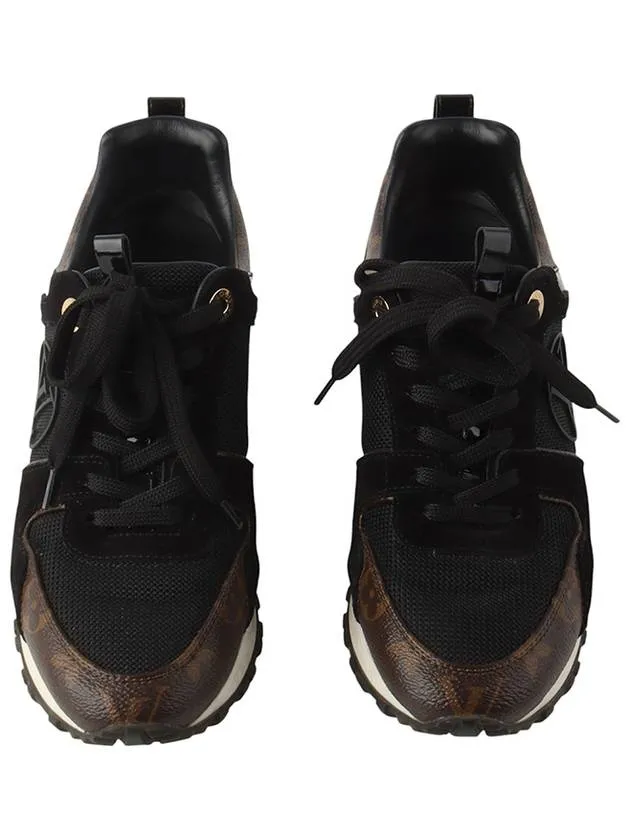 1A3CW7 Black Gold Runaway Sneakers Size 35 34217Y