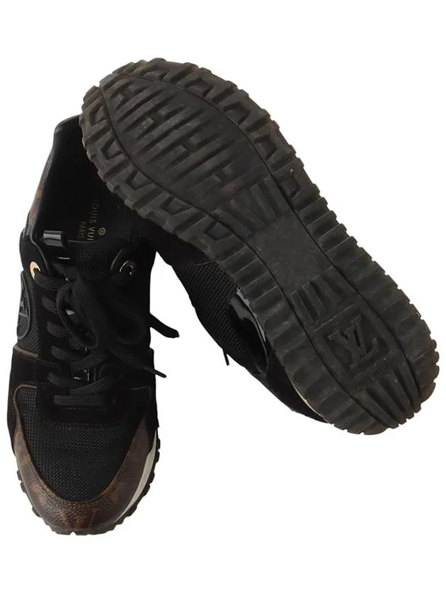 1A3CW7 Black Gold Runaway Sneakers Size 35 34217Y