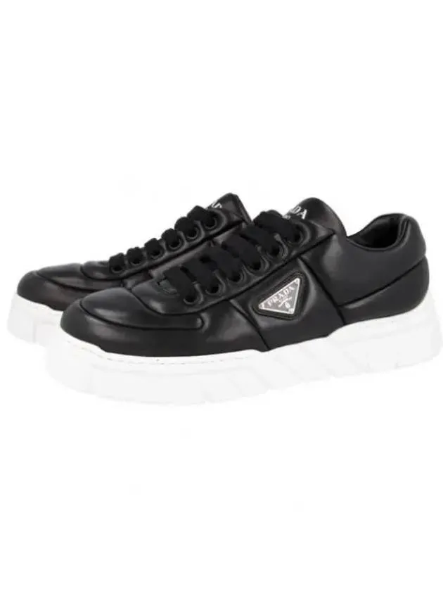 2EE386 2DL8 F0632 Padded Nappa Leather Sneakers