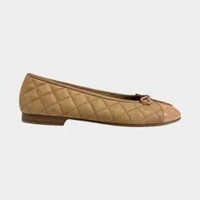 Chanel women's beige grained quilted leather flats